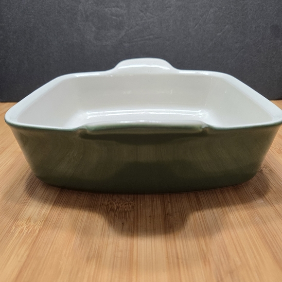 Emile Henry baking dish, green square casserole baking and serving dish - Picture 5 of 16